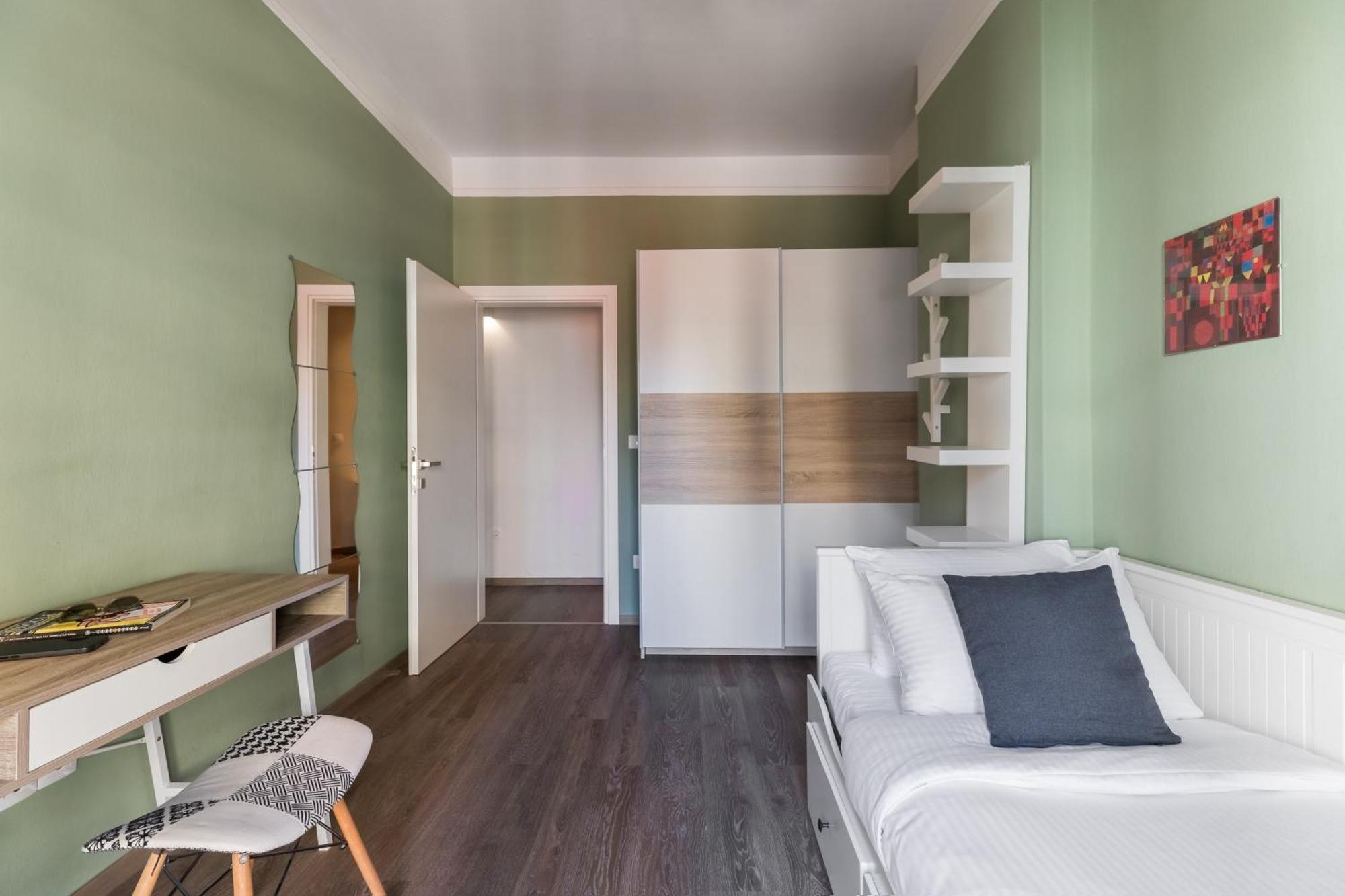 Danae By Halu! 2-Bedroom Apartment In The Center Солун Екстериор снимка