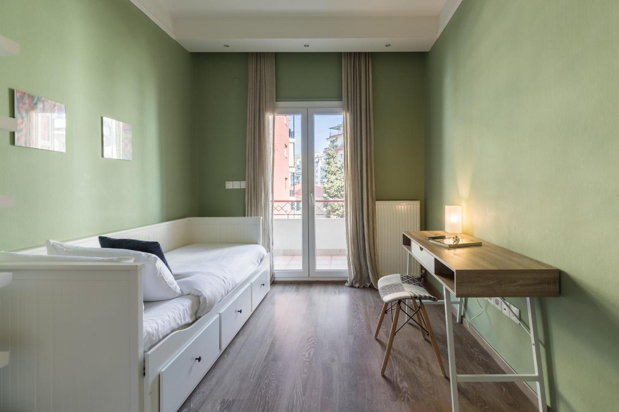 Danae By Halu! 2-Bedroom Apartment In The Center Солун Екстериор снимка
